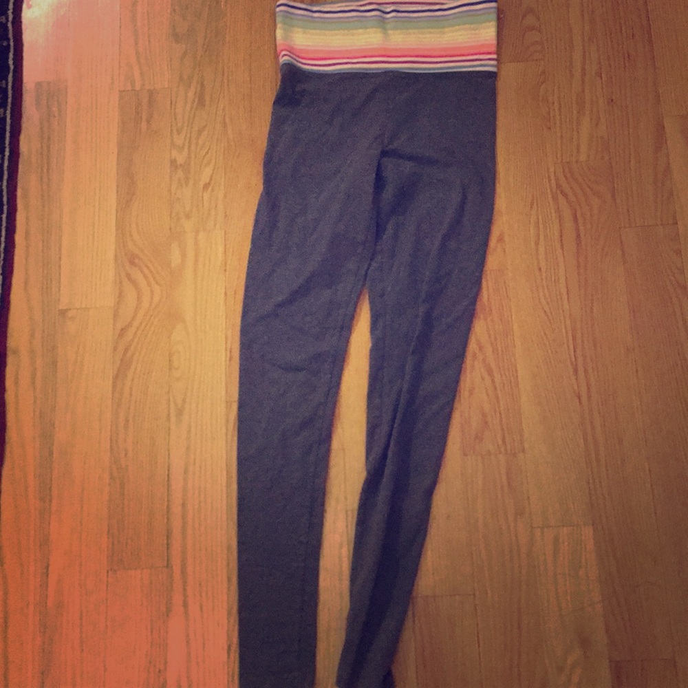Grey, rainbow band yoga pants